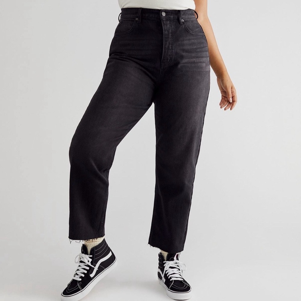 Free People CRVY Georgine Mom High Rise Black Jeans